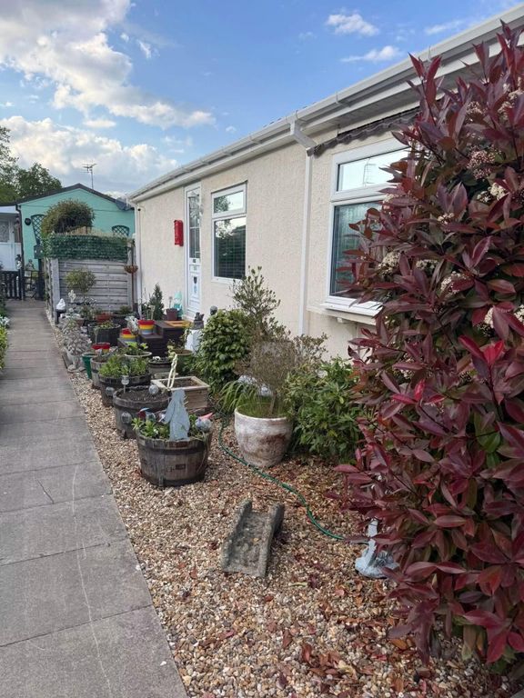 Property photo 3 of 24