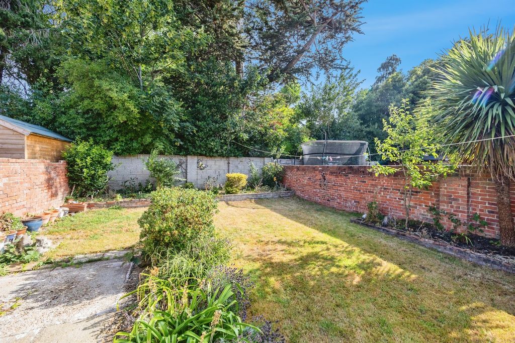 Property photo 3 of 17