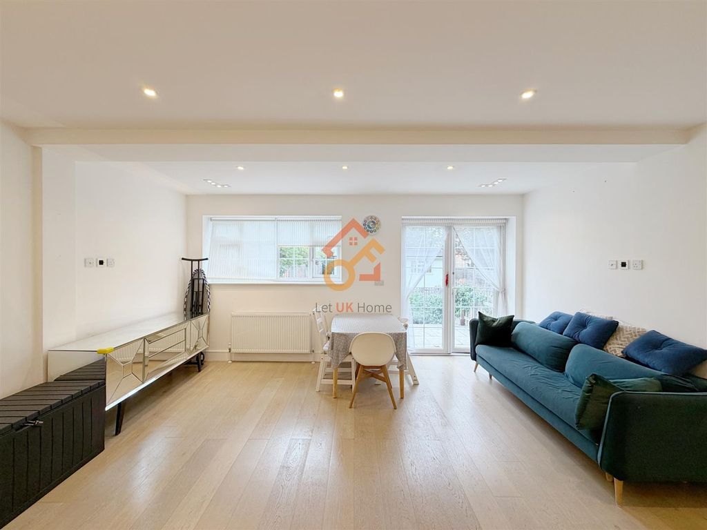 Property photo 1 of 27 Img_0979.Jpg