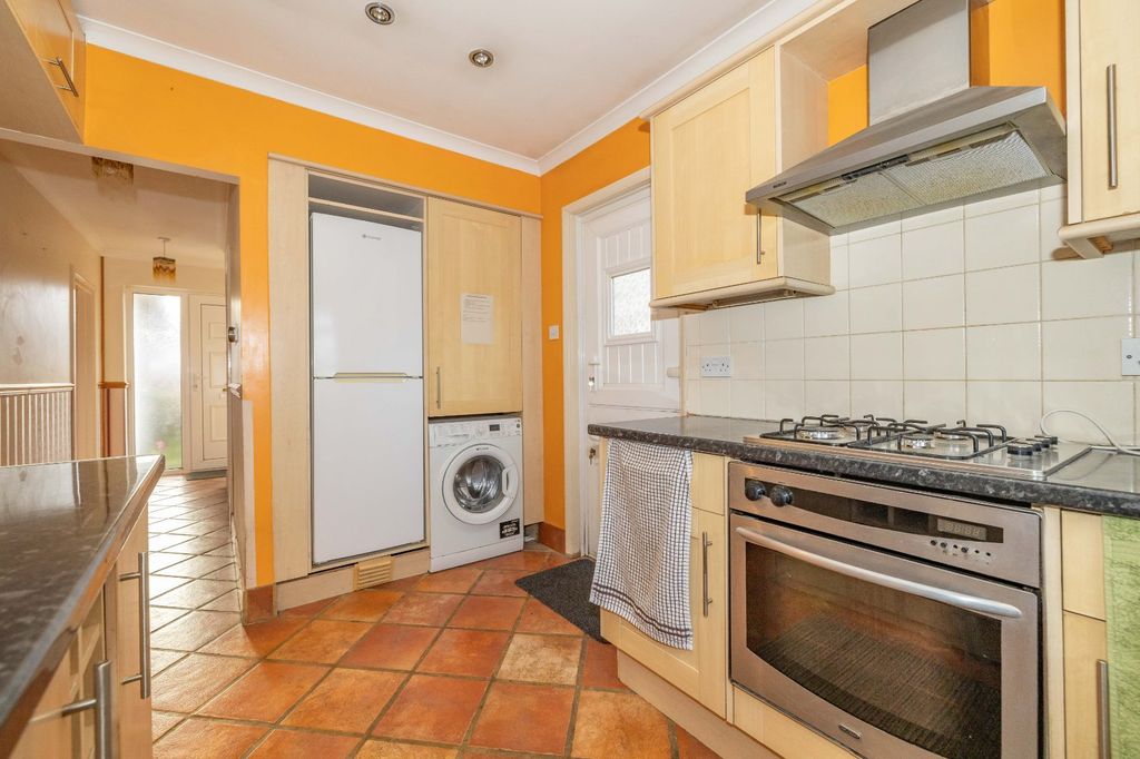 Property photo 3 of 20 Picture 3