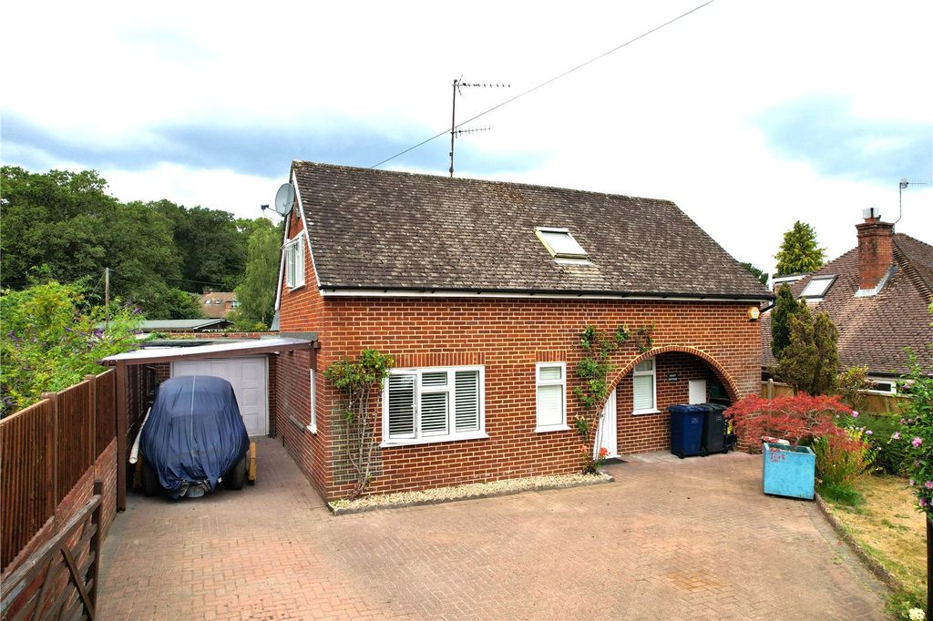 Property photo 1 of 14 Picture No. 35
