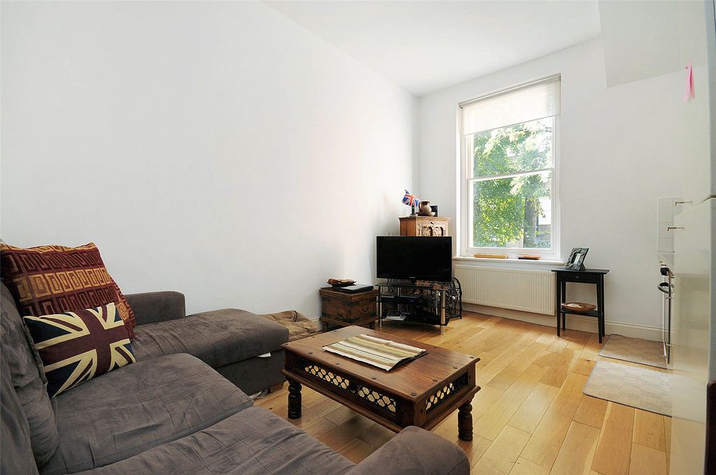 Property photo 1 of 5 Picture No. 08