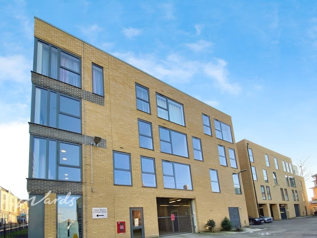 Property photo 1 of 14 Rear