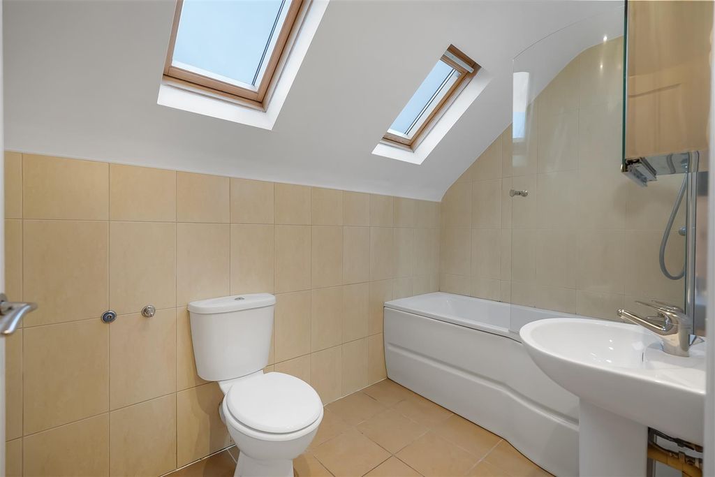 Property photo 3 of 10 Dsc09557.Jpg