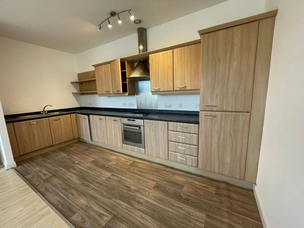 Property photo 2 of 7 Picture No. 09