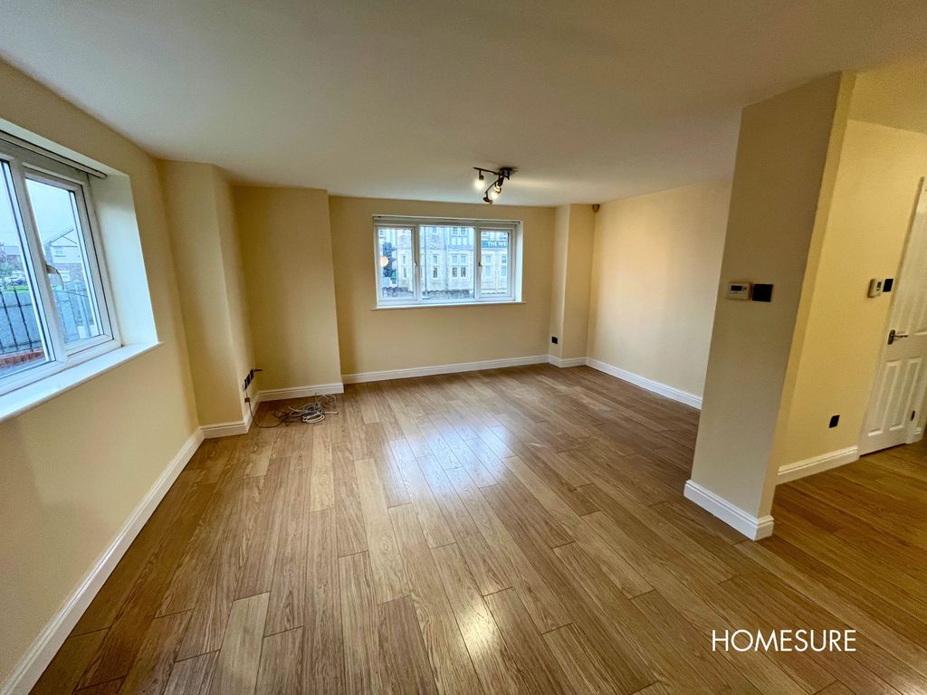 Property photo 3 of 9 Living Room