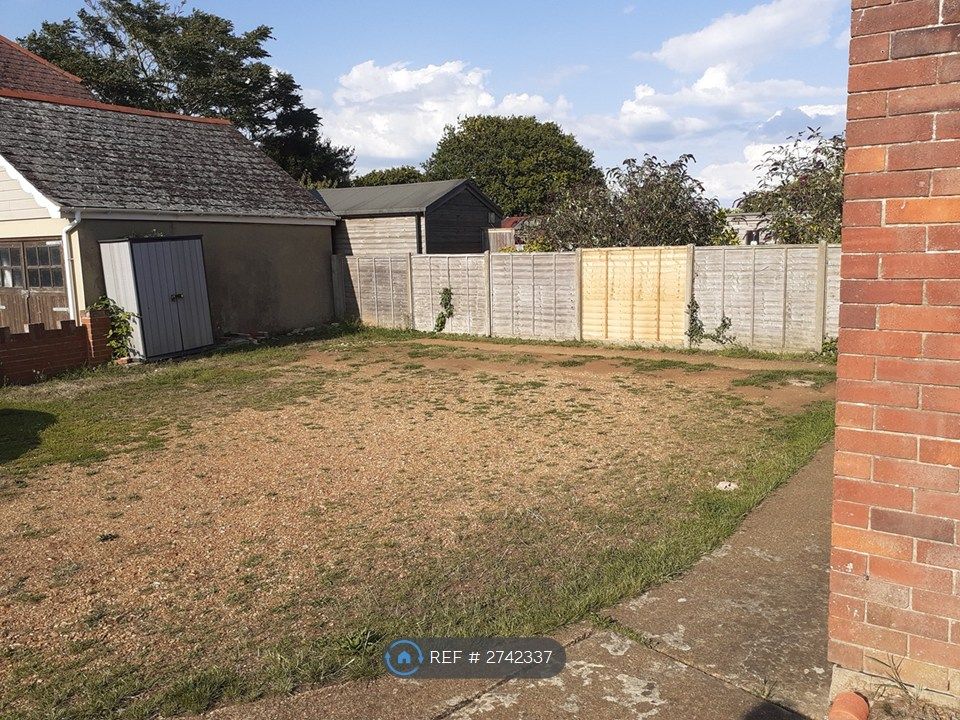 Property photo 2 of 20