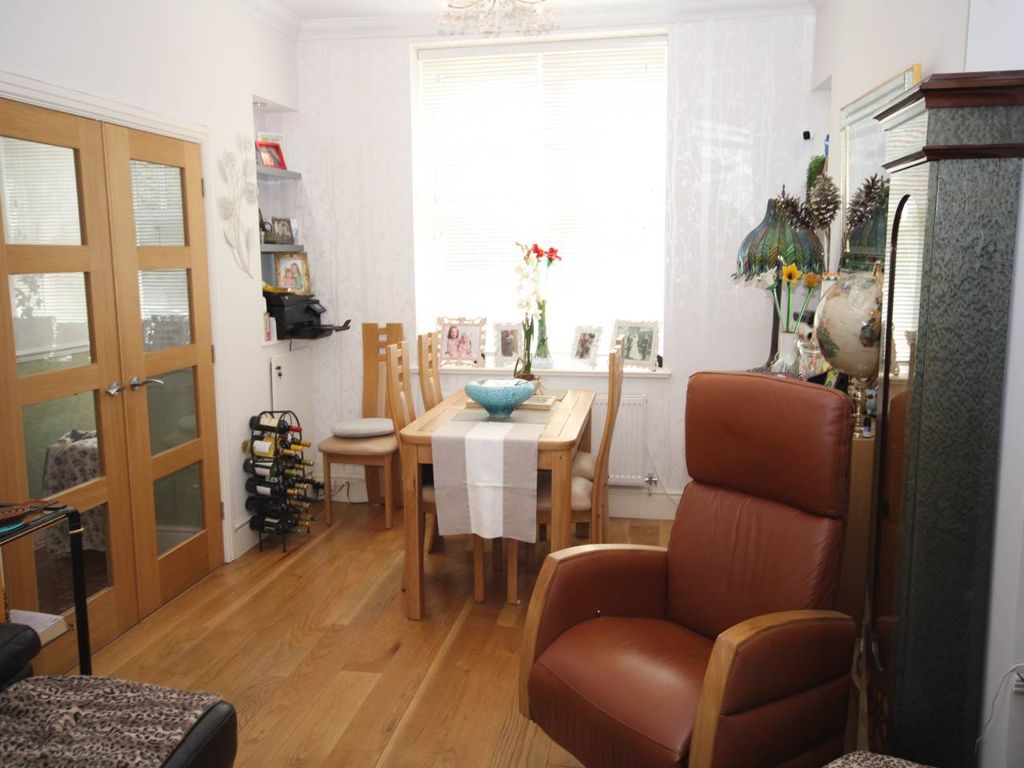 Property photo 3 of 15 Cwtch 7