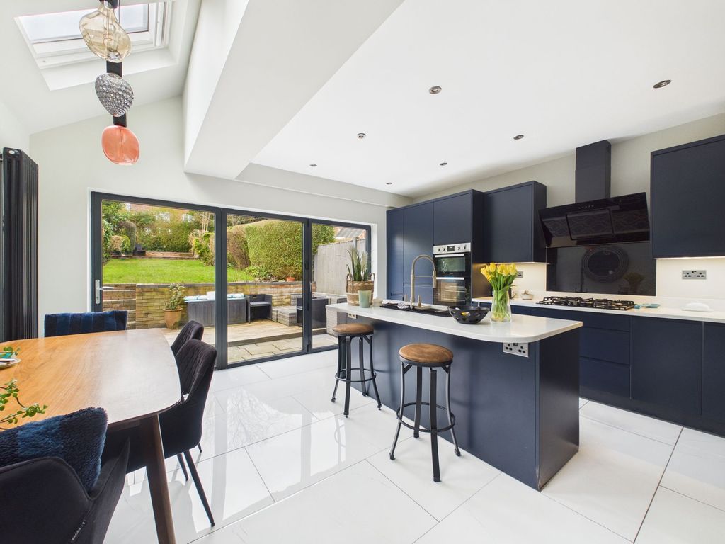 Property photo 3 of 22 Dining Kitchen Area