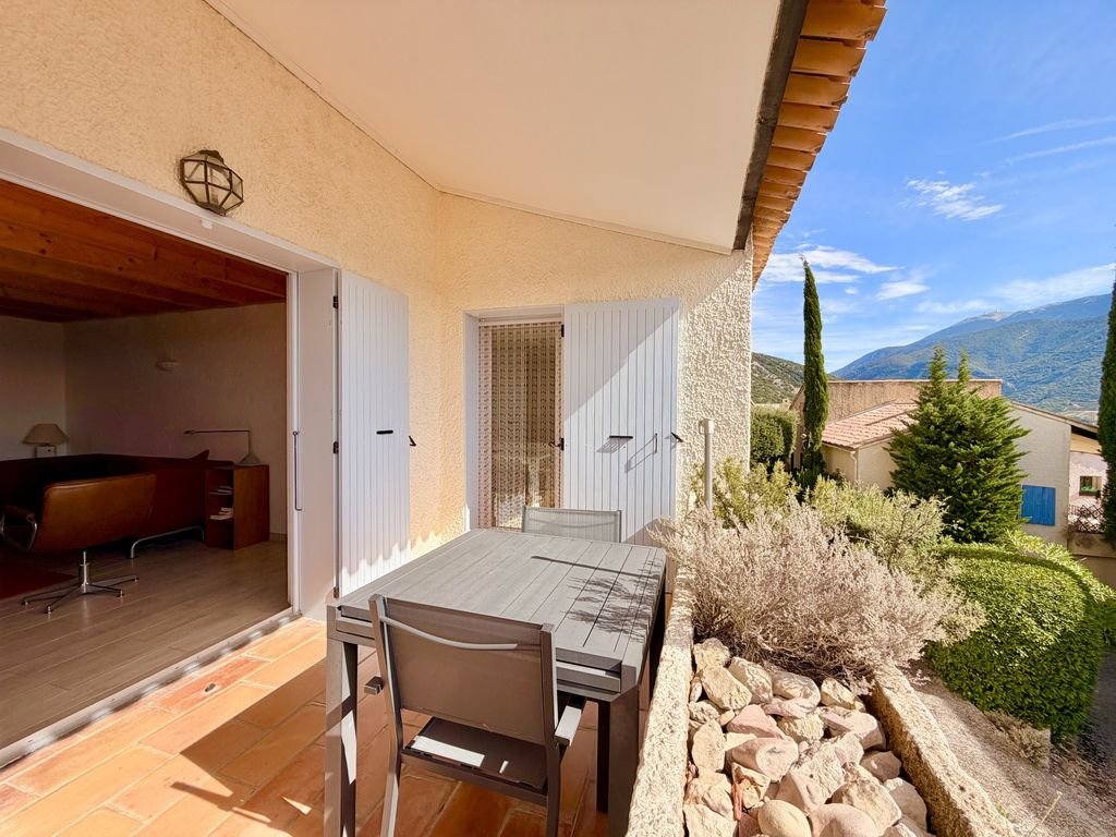 Property photo 1 of 25
