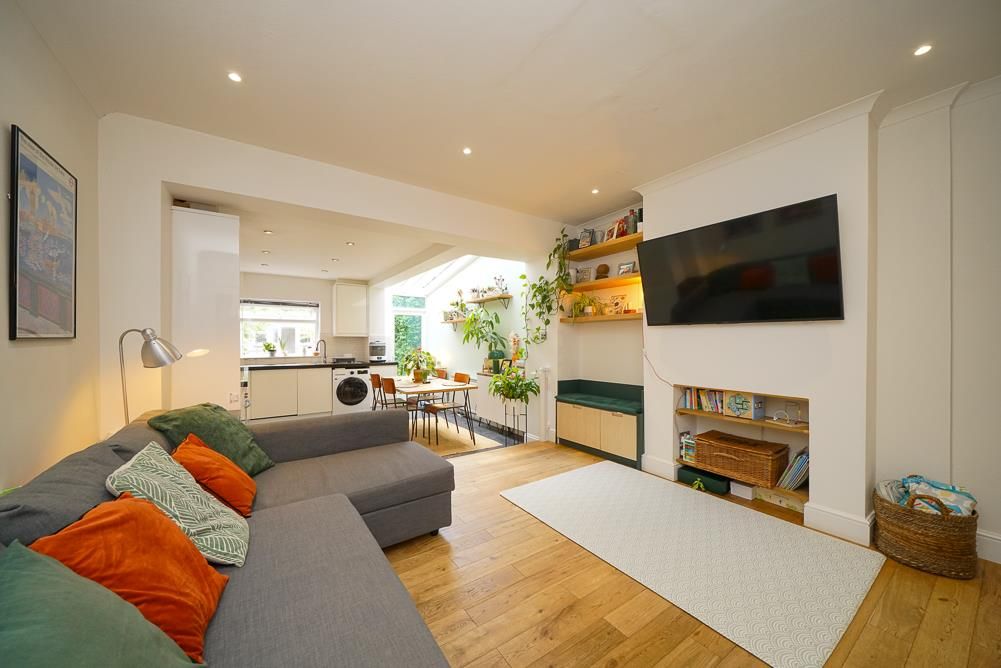 Property photo 2 of 19 Family Room.Jpg