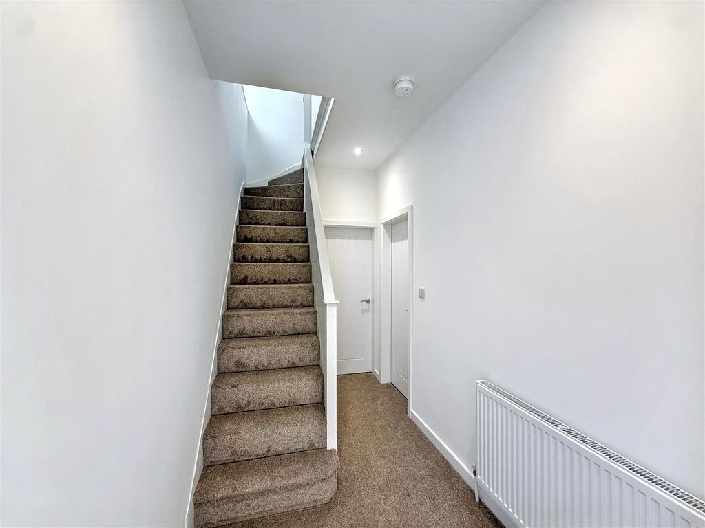 Property photo 2 of 23 Img_5163.Jpg