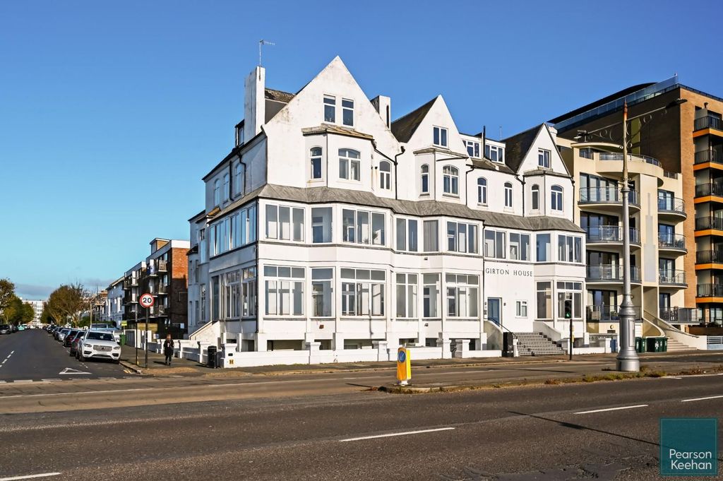 Property photo 1 of 17 Girton House, Kingsway, Bn3 (16).Jpg