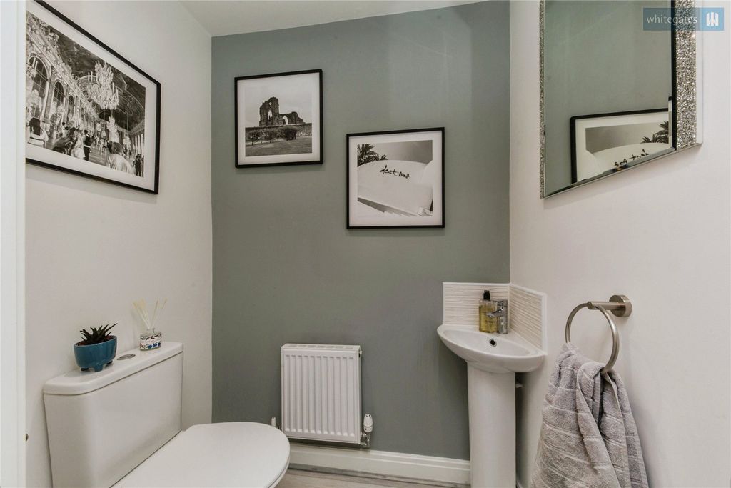 Property photo 3 of 24 Picture No. 10