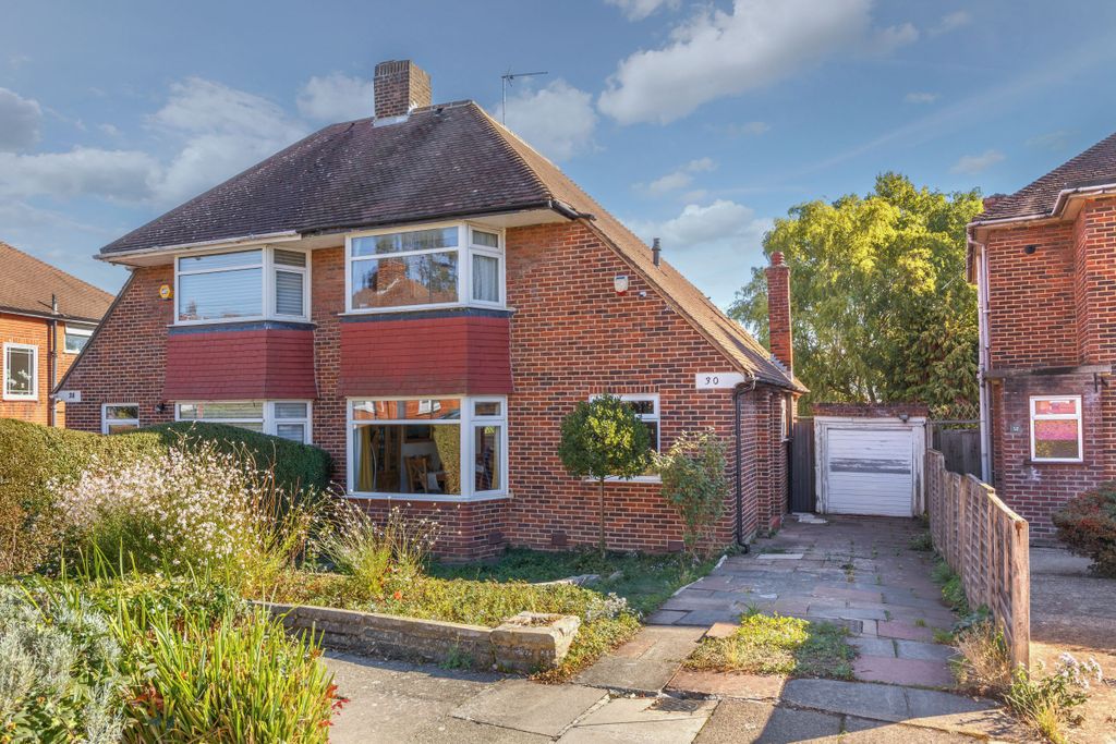 Property photo 1 of 27