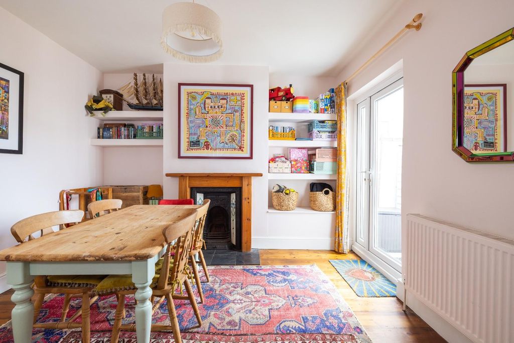 Property photo 1 of 41 Char0583.Jpg