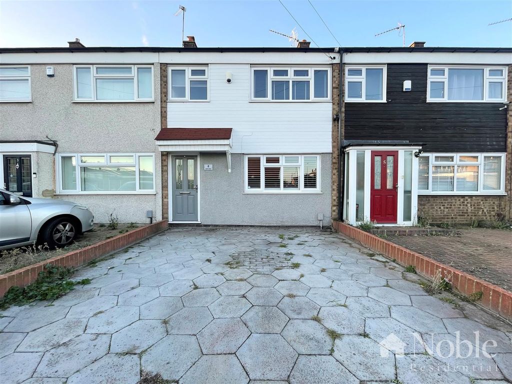 Property photo 1 of 10 External