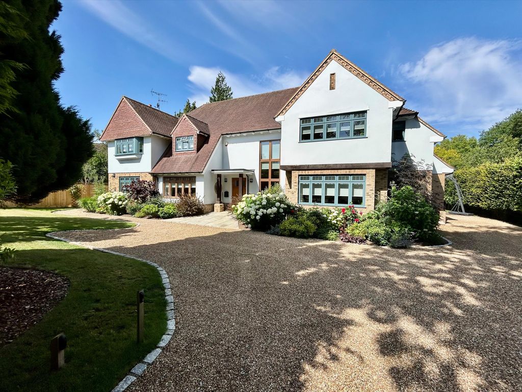 Property photo 1 of 15 Image