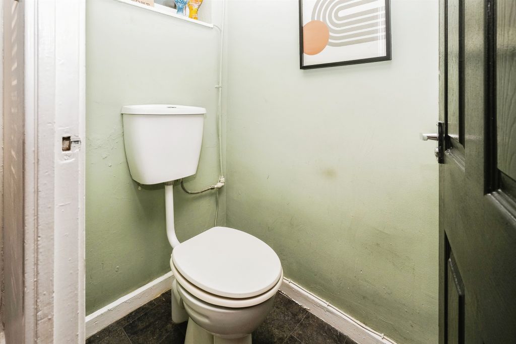 Property photo 3 of 17