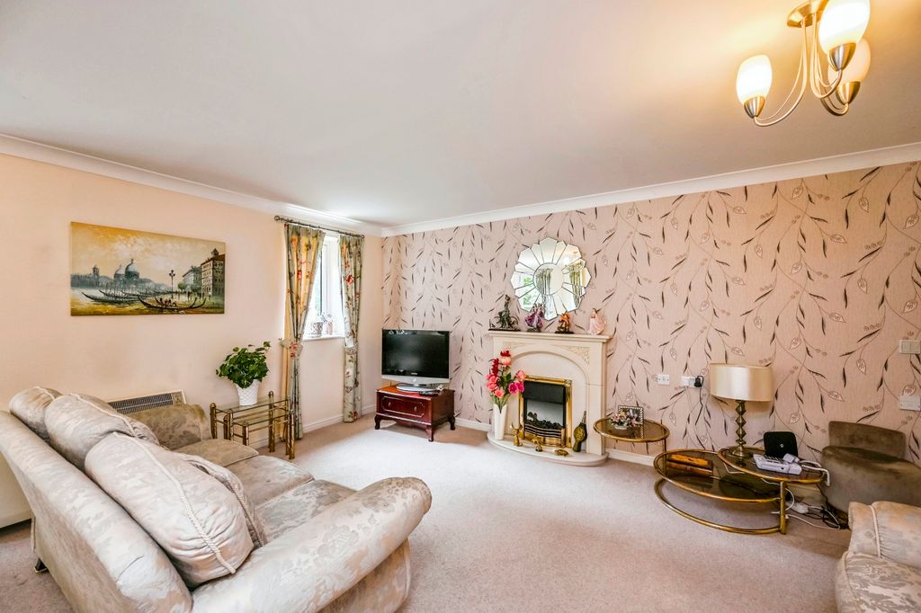Property photo 3 of 17 Photography