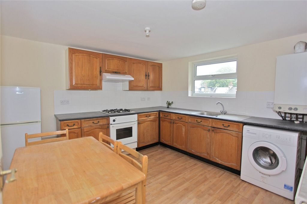 Property photo 2 of 12 Kitchen