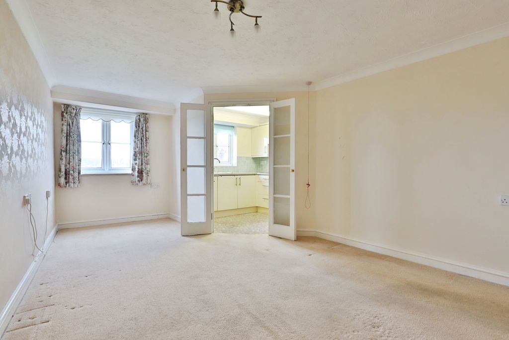 Property photo 3 of 14 Pbox-Img.Jpg