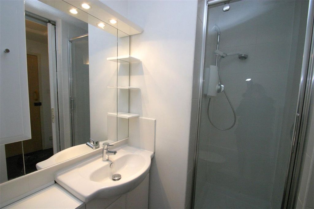 Property photo 2 of 10 Picture No. 01