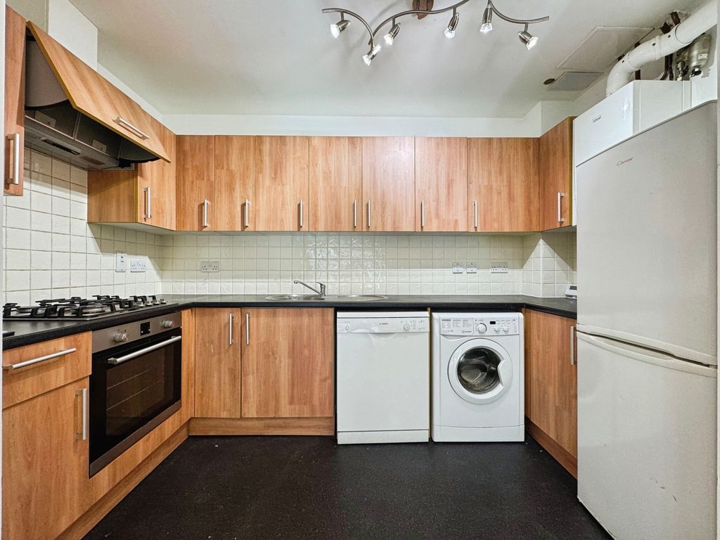 Property photo 3 of 9 Pbox-Img.Jpg