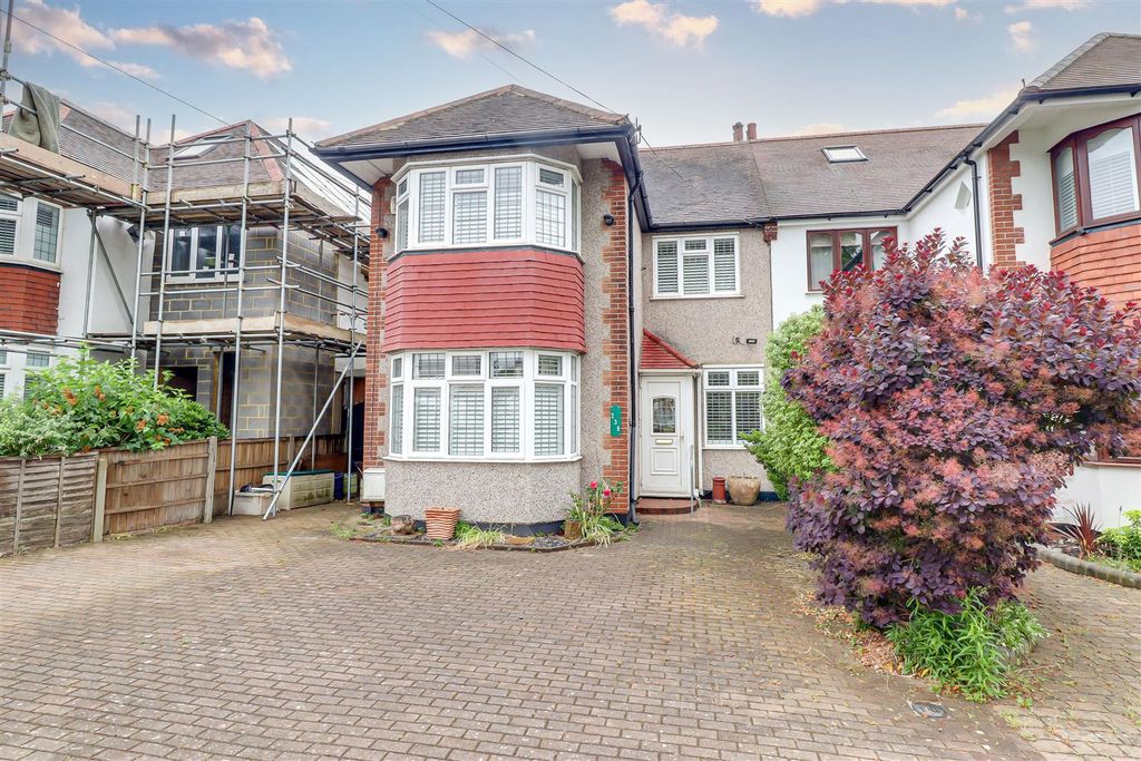 Property photo 1 of 23