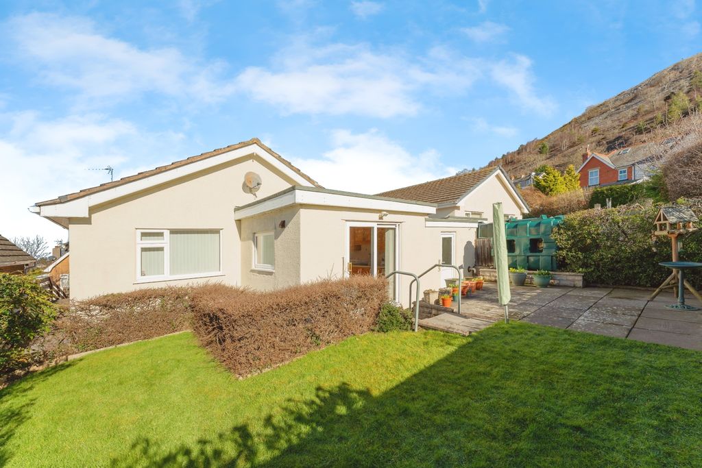 Property photo 1 of 17 Photography