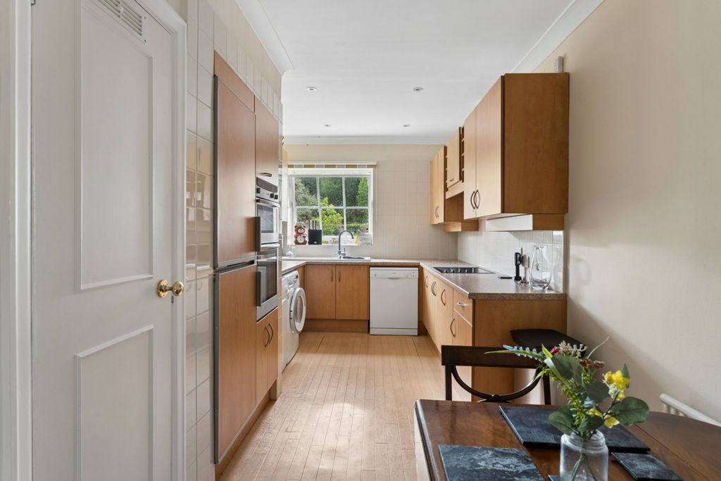 Property photo 3 of 13 Picture No. 22