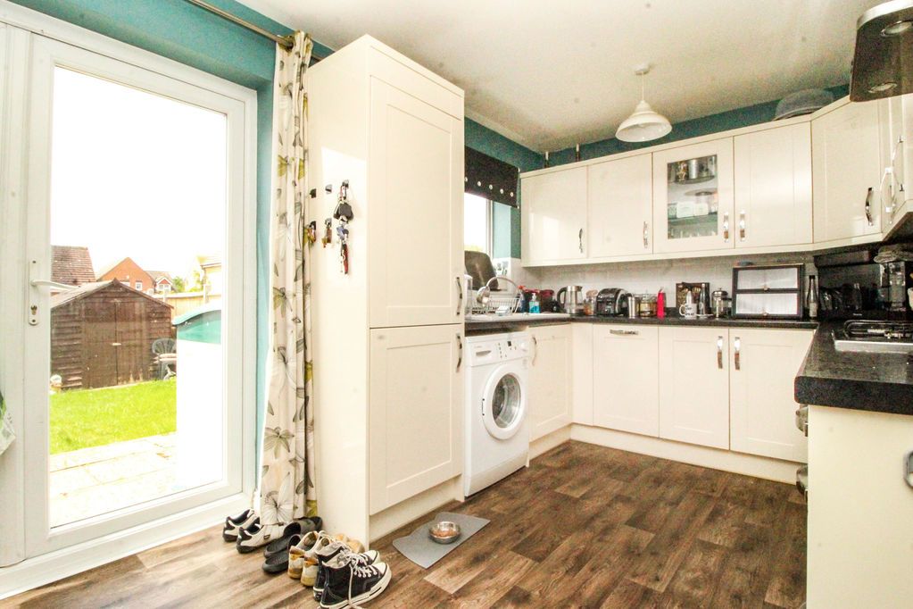 Property photo 2 of 11 Kitchen/Diner
