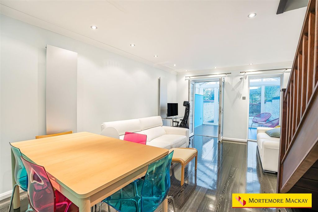 Property photo 3 of 21 13_66105_Watermarked.Jpg