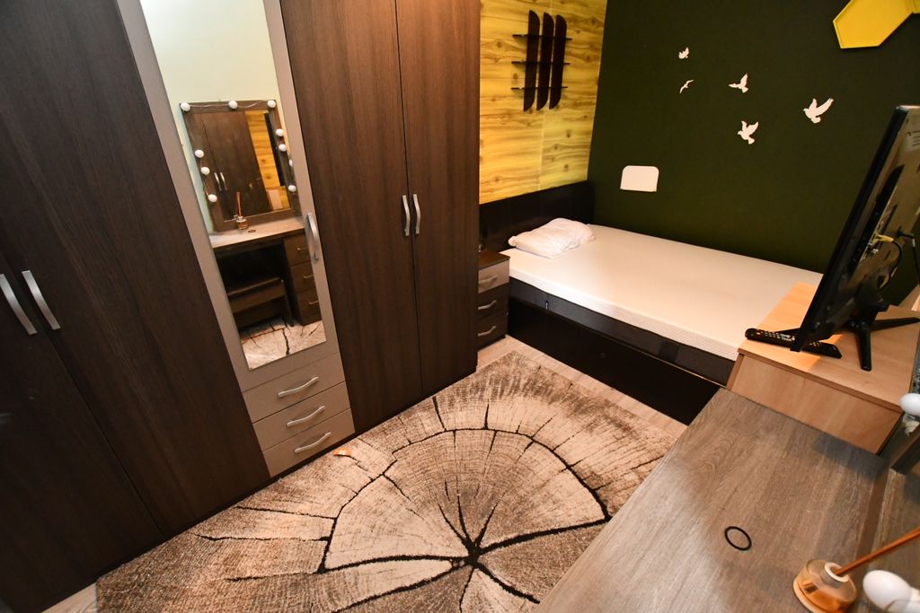 Property photo 3 of 12 Dsc_5706