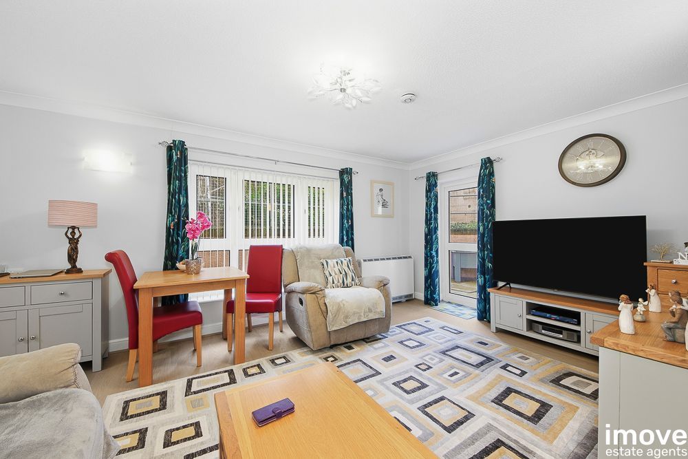 Property photo 3 of 12