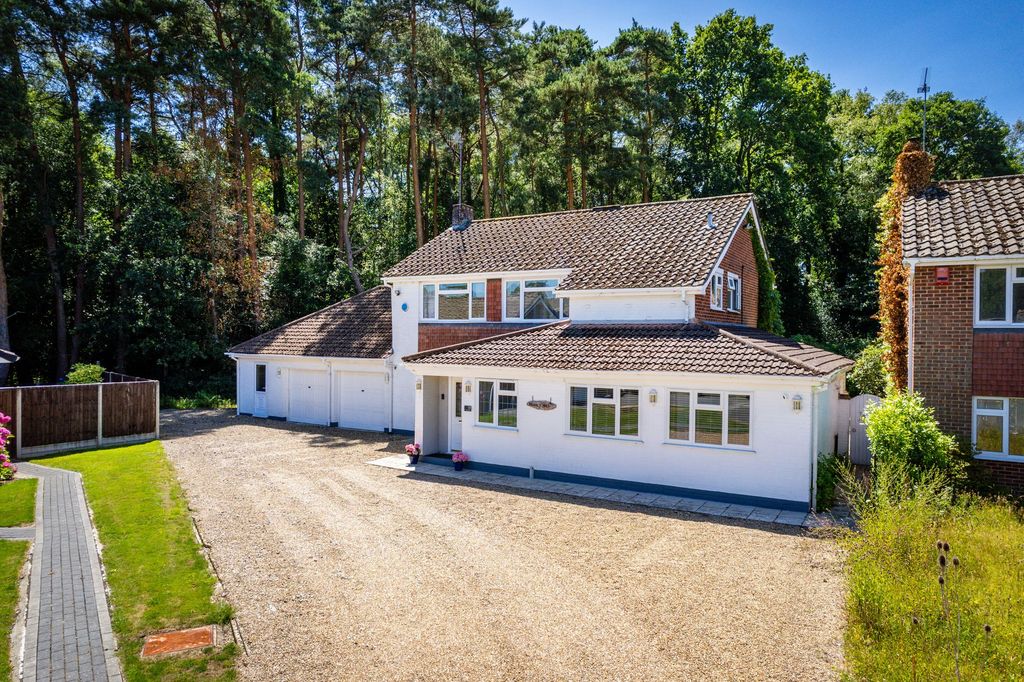 Property photo 1 of 18