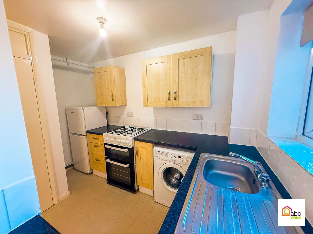 Property photo 1 of 27