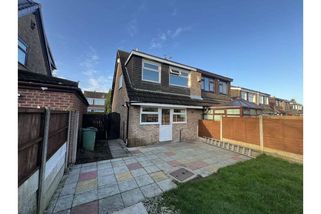 Property photo 2 of 10 Rear View