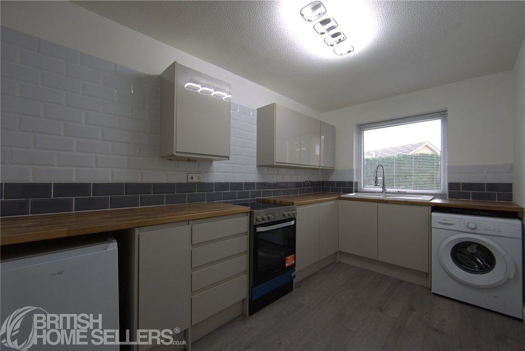 Property photo 2 of 9 Picture No. 04