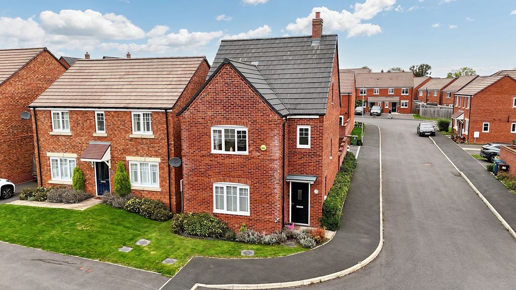 Property photo 1 of 21