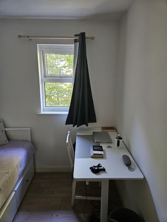 Property photo 3 of 4