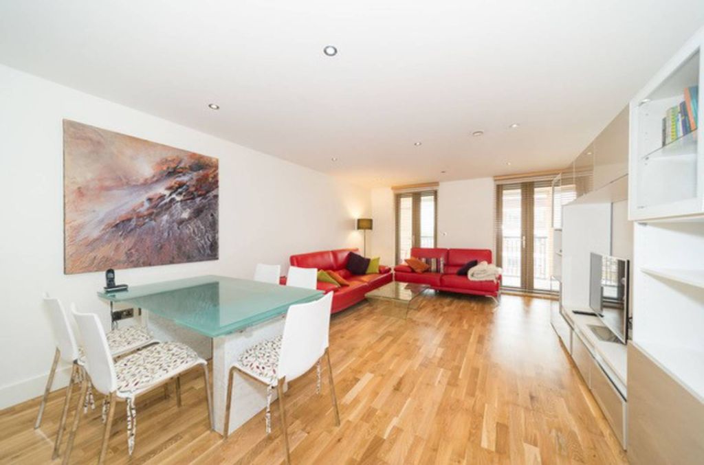 Property photo 1 of 12