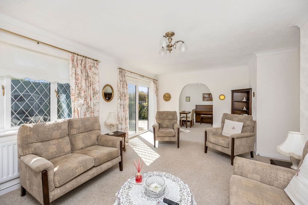 Property photo 3 of 18