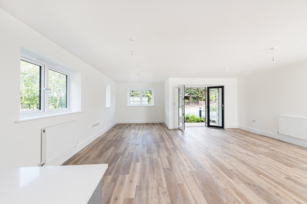 Property photo 1 of 13 Living Area