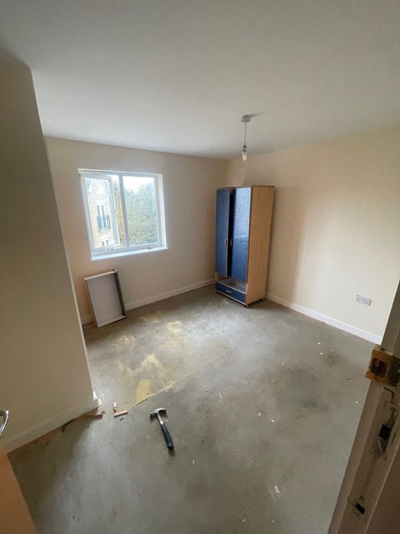 Property photo 3 of 4