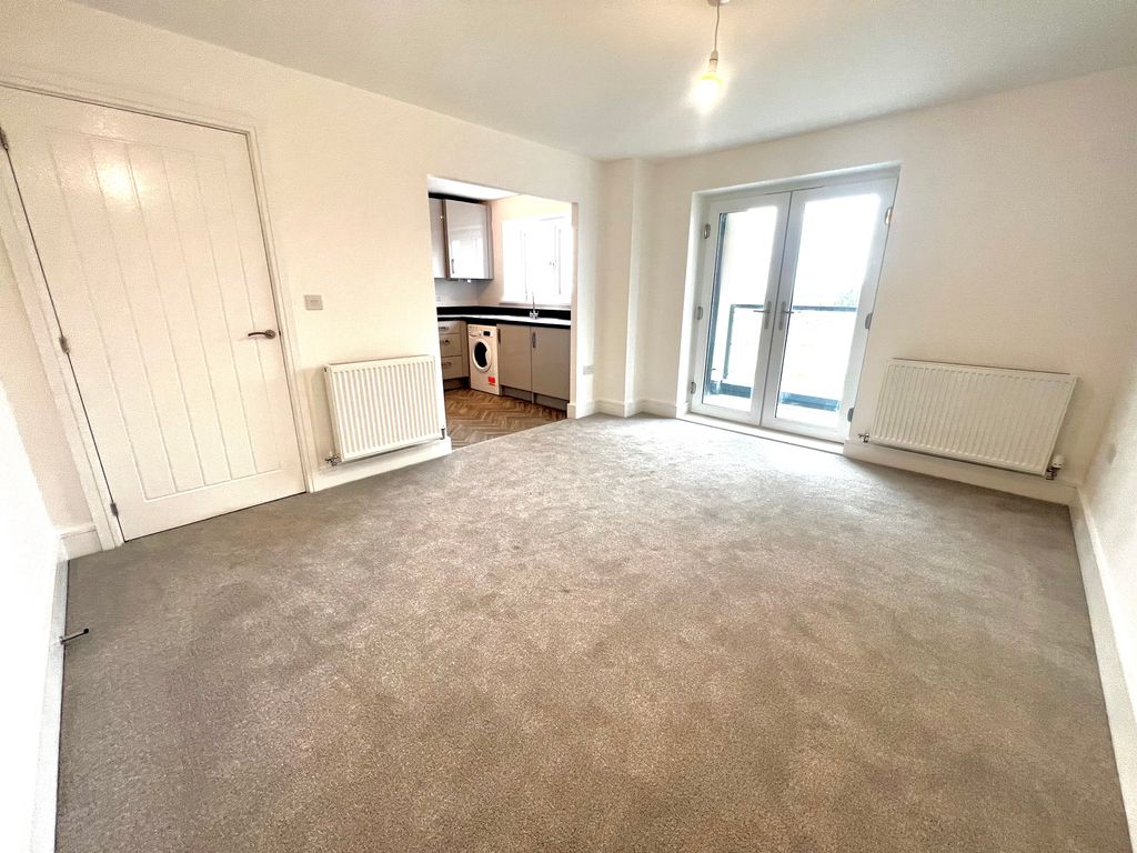 Property photo 1 of 12 Image