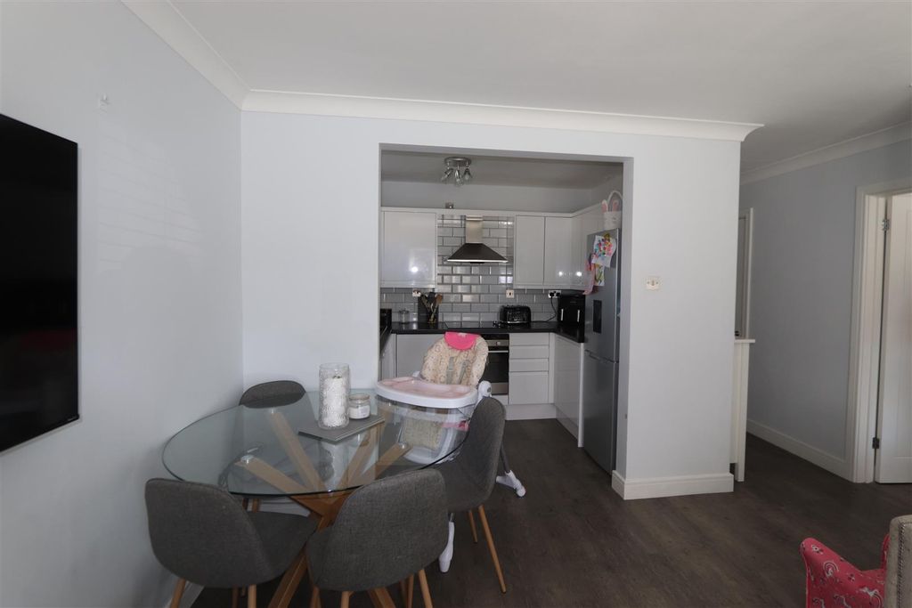 Property photo 3 of 9 Img_3176.Jpg