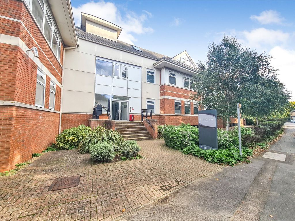 Property photo 2 of 14 Picture No. 04