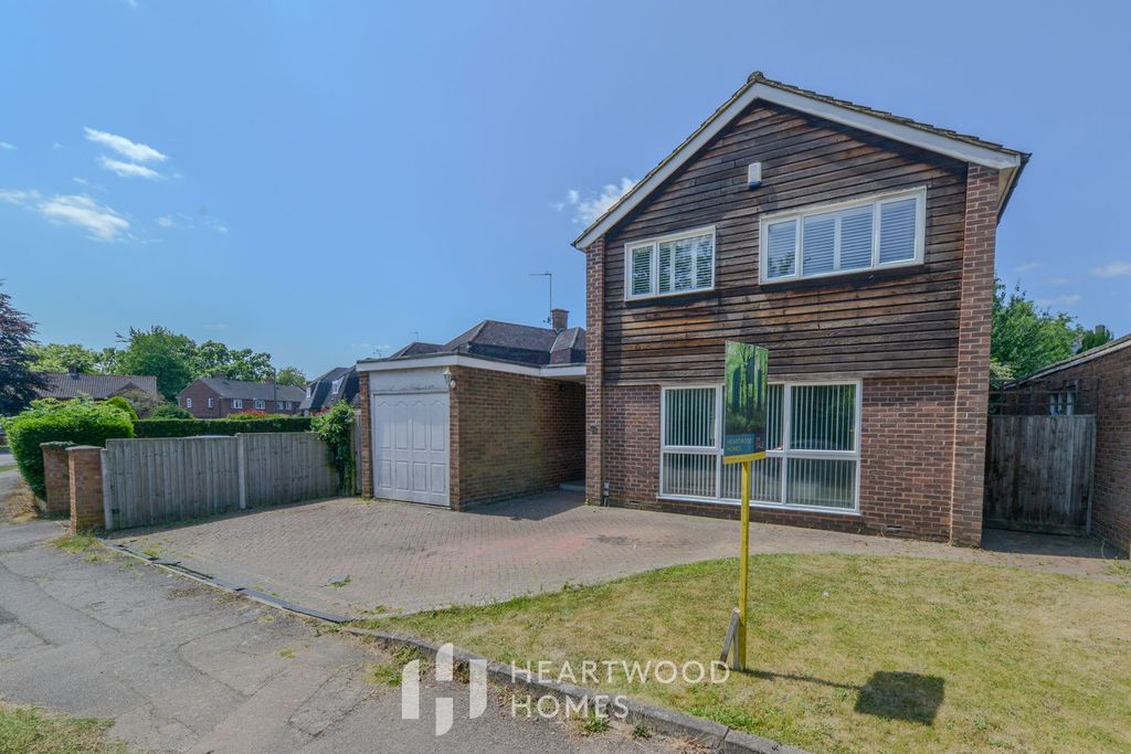 Property photo 2 of 18