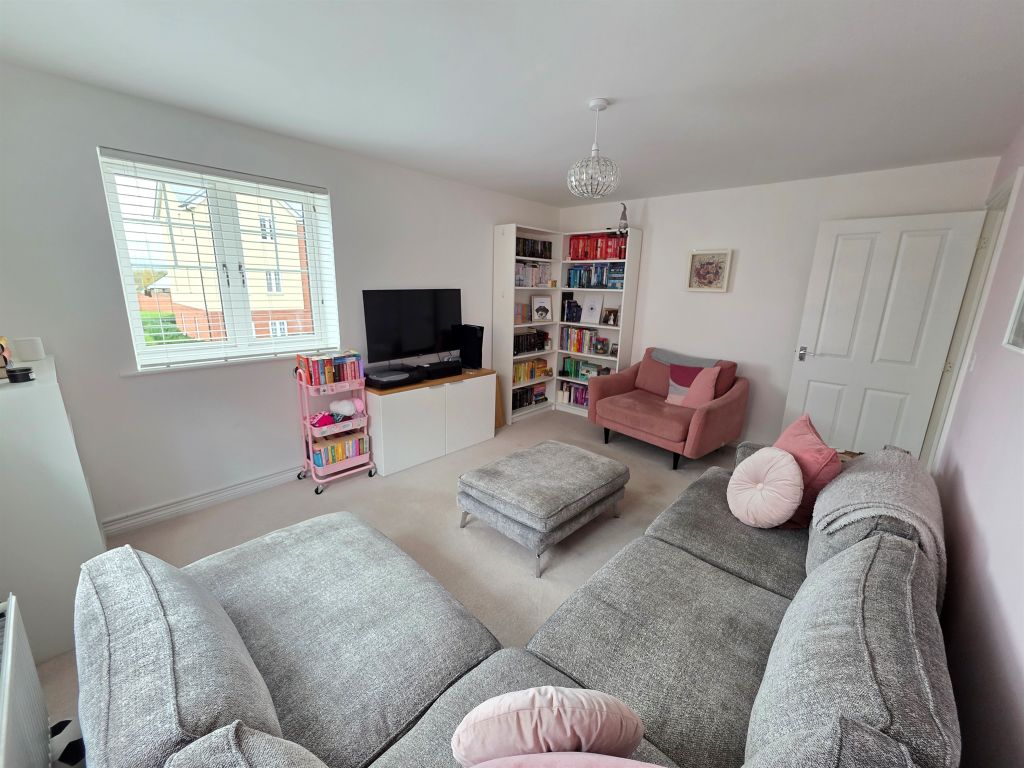 Property photo 2 of 14